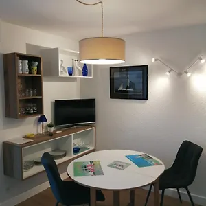appartement-t1-bis-29m2-100m-du-port-700m-plage.inbrittany.com/